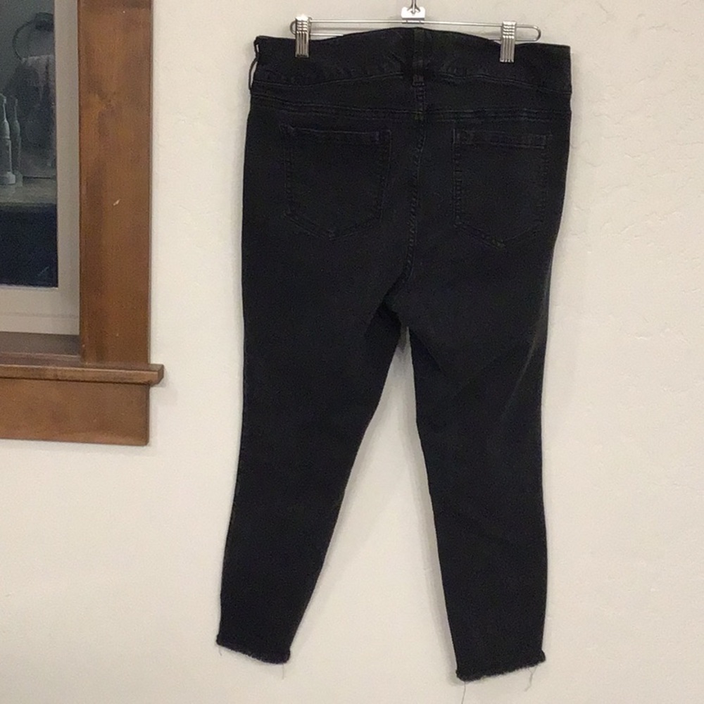 Torrid Denim cropped frayed jeans, 12, black - Picture 10 of 14
